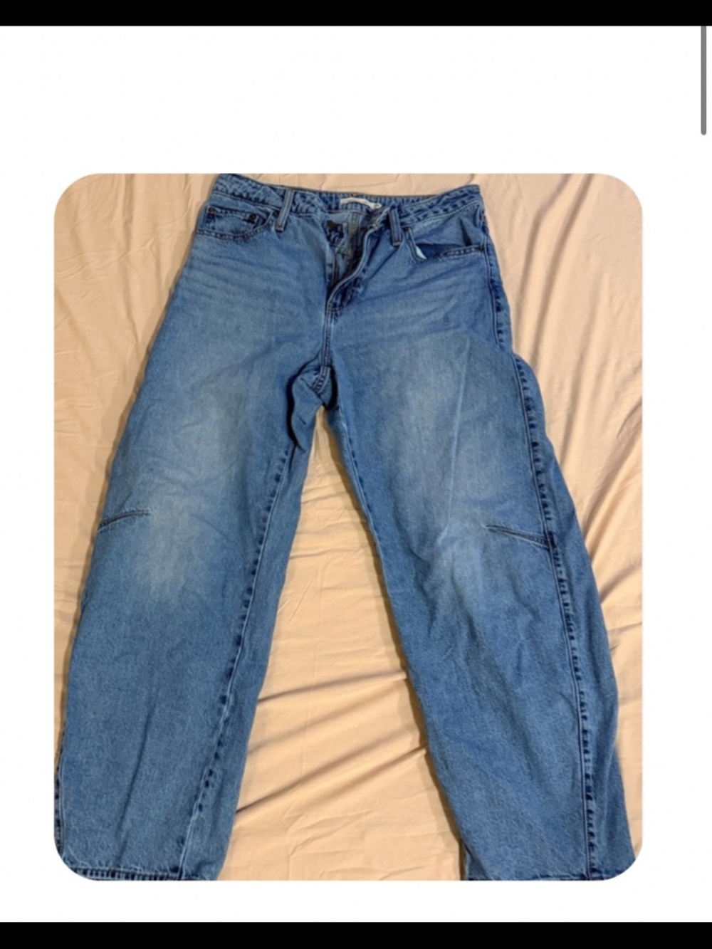 Levi’s Baggy Dad Barrel Jeans